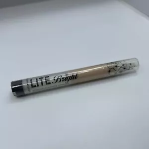 Hard Candy Lite Brightening Concealer Tan #507 - Picture 1 of 2