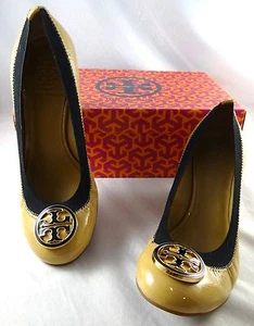 Café de hielo Tory Burch Caroline Wedge cuero negro cuña 9 - Imagen 1 de 8