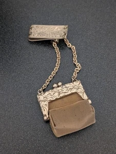 Vtg Mid Century Mod Goldtone Mini Mesh Coin Purse With Bill Clip - Picture 1 of 4