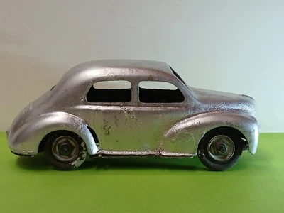 Cij Renault 4cv Tôle. Collection. - Photo 1/4