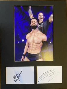 Finn Balor / Damian Priest **FIRMADO A MANO** Pantalla 16x12 - AUTOGRAFIADO - WWE - Imagen 1 de 1