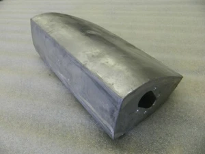 NUEVO 63-67 CORVETTE 3845787 LH Faro Faro Cubo Tapa Carcasa Licencia GM - Imagen 1 de 9