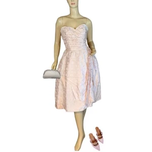 VINTAGE 1960'S UNION MADE LIGHT PINK BEADED STRAPLESS PARTY DRESS SIZE 11/S - Picture 1 of 13