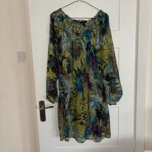 Ladies Size 20 Beach Cover Up Long Sleeve Dress Brand Malvin - Picture 1 of 4
