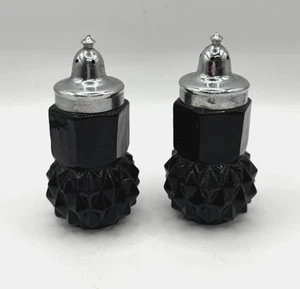 Indiana Glass Cameo Tiara Glass Salt & Pepper Shakers Red Diamond Point Vintage - Picture 1 of 3