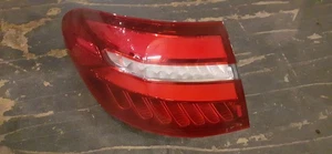 Luz trasera pasajero mercedes glc x253 nsr años 15-19 a2539060900 - Imagen 1 de 2