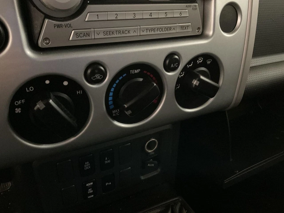 Control de temperatura del calentador para 07-10 FJ CRUISER 5252753 Foto 1 de 4