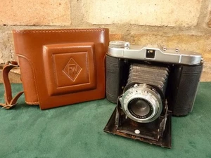 vintage Franka Solida I folding camera with case 1:6.3 75mm Lens 120 roll film - Picture 1 of 1
