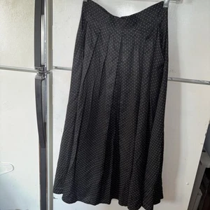 Vintage Retro "Liz Sport" Rock gepunktet schwarz Größe 10 Neuzustand 100% Rayon - Bild 1 von 7