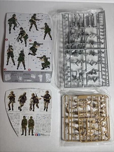 2 Kits! Dragon # 3007 U.S.Marines & Tamiya 35133 U.S. Modern Infantry 1/35 Scale - Picture 1 of 7