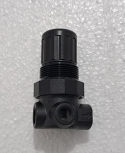 🆕 LOT OF 2 PC.  NORGREN R07-200-RNEA PRESSURE REGULATOR - Picture 1 of 6