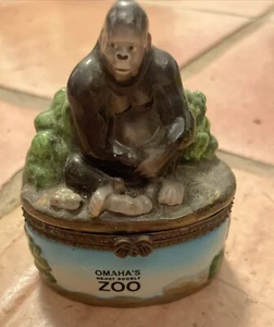 Gorilla African Mountain Wildlife Ceramic Trinket Box Mini Omaha Nebraska Zoo 3” - Picture 1 of 7