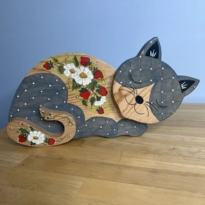 VTG Wooden Handmade Painted Folk Art Cat Kitty Doorstop Strawberries Flower Sign - Picture 1 of 16