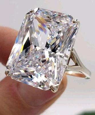 Huge & Rare 55 Ct Certified Treated Off White Diamond Solitaire Ring. 925 Silver - Image 1 of 4