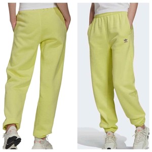 Las mejores ofertas en Adidas amarillo ropa deportiva para mujeres | eBay