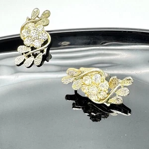 Coro Vintage Ohrclips goldfarben mit Strass florales Design - Bild 1 von 7