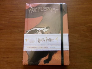 Harry Potter HUFFLEPUFF Premium Notebook & Pencil  ~ NEW SEALED - Picture 1 of 6