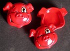 1 Petite BOITE à bijoux   COCHON rouge qui fait un clin d