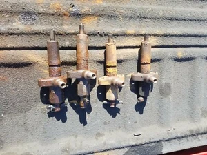 Leyland 272 injector set, fits multiple models of tractor - Picture 1 of 1