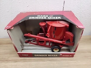1/16 International Harvester Grinder Mixer Mill - Picture 1 of 7