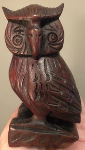 Estatuilla tallada a mano de madera de búho cornudo de colección  - Imagen 1 de 9