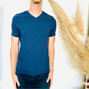 HERREN H&M Marineblau Dunkelblau Kurzarm Klassisch VNeck Slim Fit T-Shirt Oberteil M - Bild 1 von 10