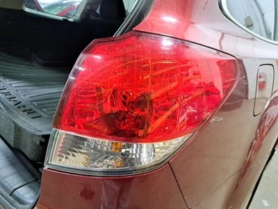 Lámpara trasera lateral Rh pasajero Legacy Outback 2014 Sku#4144526 Foto 1 de 4