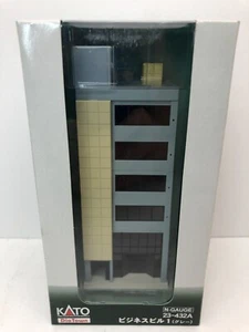 N gauge/scale building. High Rise Office/Condos. Kato 23-432A. - Picture 1 of 2