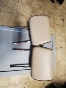 2004-2005-2006-2007 JAGUAR VANDEN PLAS XJR XJ8 XJ8L REAR SEAT HEADREST SEL - Picture 1 of 2