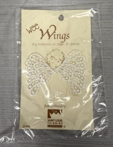 Wee Wings Vintage Fine Embroidery Angel Wings Patches, White, St. Louis Trimming - Picture 1 of 3