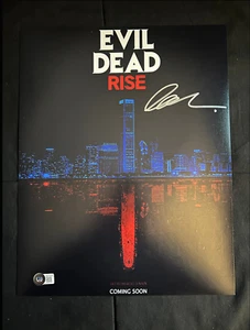 Lee Cronin signiertes Evil Dead Rise 11x14 Foto mit Beckett Echtheitszertifikat - Bild 1 von 2
