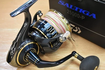 Carrete giratorio Daiwa 25 Saltiga 25000 Foto 1 de 4