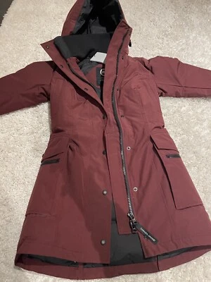 Jaqueta Feminina CANADA GOOSE Alliston Comprimento Médio Borgonha Tamanho XS - Imagem 1 de 4