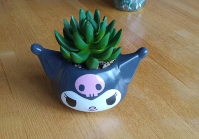 Toynk Sanrio Kuromi Улыбающаяся Голова, Скульптурная Керамическая Мини Горшок, Суккулент - Изображение 1 из 2