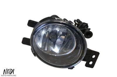 2008 - 2013 BMW E82 E88 128I 135I FAROL DE NEBLINA DIANTEIRO DIREITO +USADO - Imagem 1 de 3