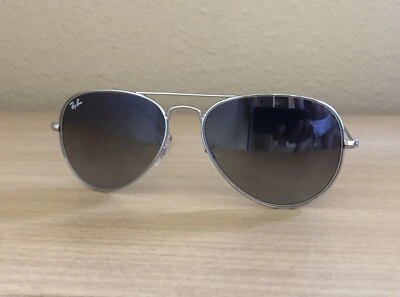 Lente Espejo Rayban RB3025 Gris Gradiente 58-14 Auténtica Nueva Italia Marco Plateado Foto 1 de 4