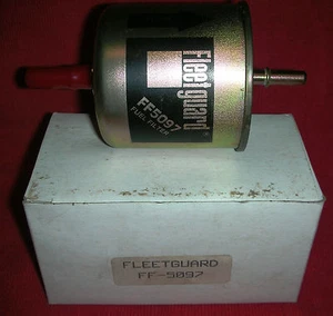 FLEETGUARD FF5097 P550126 33097 E3FZ9155C FUEL FILTER NOS - Foto 1 di 2