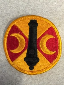 PARCHE EJÉRCITO - 210ª BRIGADA DE ARTILLERÍA DE CAMPO A TODO COLOR - Imagen 1 de 3