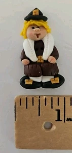 THANKSGIVING PILGRIM 2-Hole Polymer Clay Button Embellishment for Cross-Stitch  - Picture 1 of 2