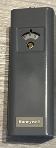new Honeywell L4006A1959 aquastat controller, New open Box. - Picture 1 of 2