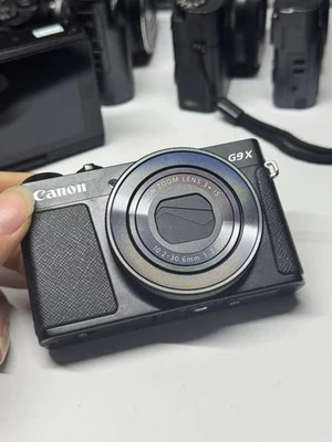 Canon PowerShot G9X Mark II Digitalkamera 20,1 MP 3-fach optischer Zoom Schwarz - Image 1 of 4