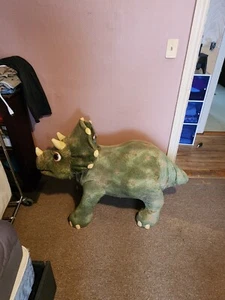 Vintage Playskool Kota The Triceratops Animated Large Dinosaur - Picture 1 of 4