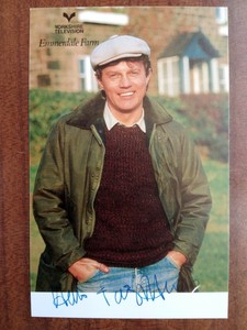 FRAZER HINES *Joe Sugden* EMMERDALE HAND SIGNED AUTOGRAPH FAN CAST PHOTO CARD