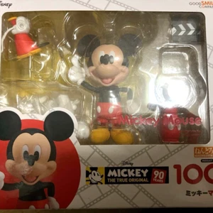 NEW Nendoroid Mickey Mouse Good Smile Company Action Figure Japan Free Shipping - Picture 1 of 1
