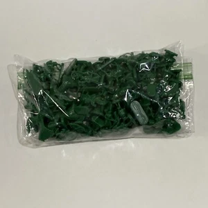 2003 Risk Lord of the Rings Trilogy Edition Board Game Parts & Pieces Green - Picture 1 of 1