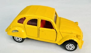 Corgi James Bond 007 Citroen, Yellow 2CV6 #115 - 1976 Diecast Toy - Picture 1 of 8