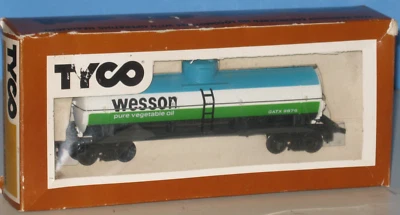 TYCO HO 40' Single Dome Tank Car, Wesson, #9876 - Image 1 of 2