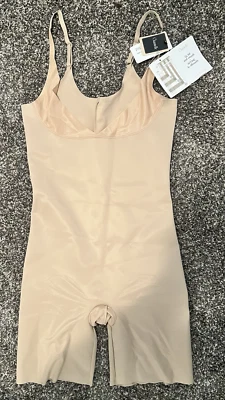 Chantelle Basic Modelado Busto Abierto Medio Muslo Desnudo Para Mujer Talla M NUEVO/W Etiquetas Foto 1 de 4