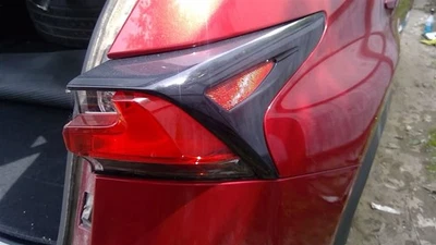 Cuarto de luz trasera de pasajero montado en panel para 15-17 LEXUS NX200T 344760 Foto 1 de 4