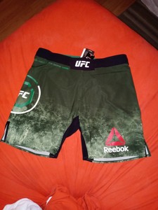 short ufc reebok feminino